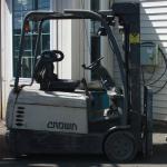 1834 Crown model SC4040-40TT190 serial # 9A120978, 4000 lb. lifting capacity, 36 volt, 190" raised height, Side shift, Cushion tires, Year 2002